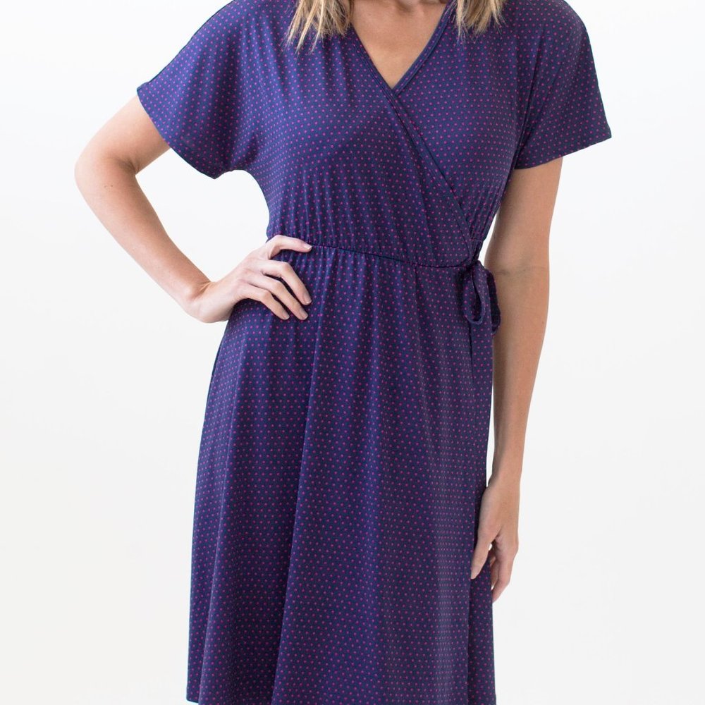 Agnes & Dora Signature Wrap Dress Navy Fuchsia Dot Large Last one NWT - Picture 2 of 2